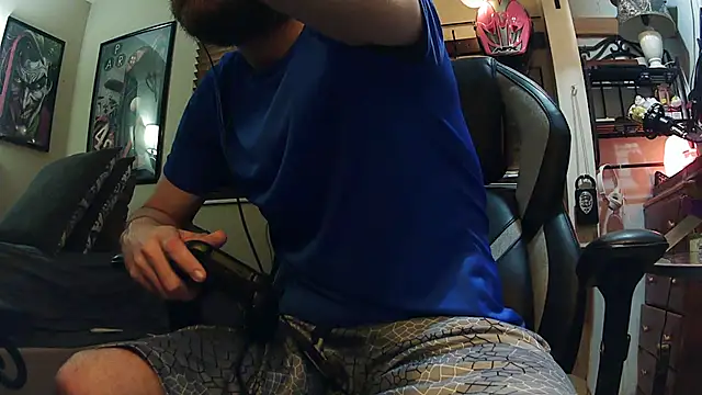 Snapshot of slutty_guy12 chatting on March 2025 09:04:02 PM slutty guy12 online show from March 2025 09:04:02 PM