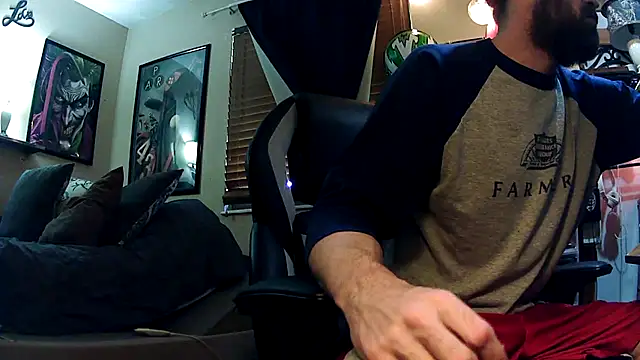 Snapshot of slutty_guy12 chatting on March 2025 03:18:02 PM slutty guy12 online show from March 2025 03:18:02 PM