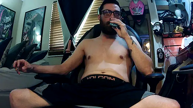 Snapshot of slutty_guy12 chatting on March 2025 03:28:02 PM slutty guy12 online show from March 2025 03:28:02 PM