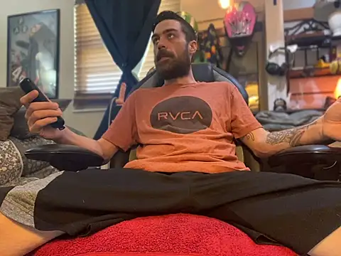 Snapshot of slutty_guy12 chatting on March 2025 04:19:02 PM slutty guy12 online show from March 2025 04:19:02 PM