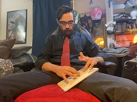 Snapshot of slutty_guy12 chatting on March 2025 07:23:02 PM slutty guy12 online show from March 2025 07:23:02 PM