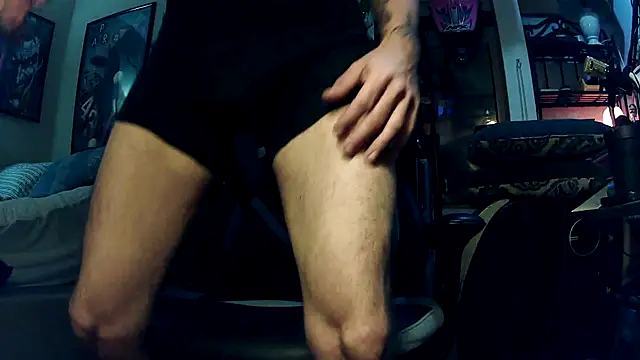 Snapshot of slutty_guy12 chatting on March 2025 03:14:02 AM slutty guy12 online show from March 2025 03:14:02 AM