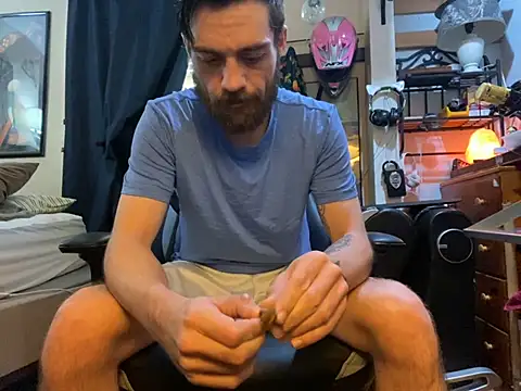 Snapshot of slutty_guy12 chatting on March 2025 04:34:02 PM slutty guy12 online show from March 2025 04:34:02 PM