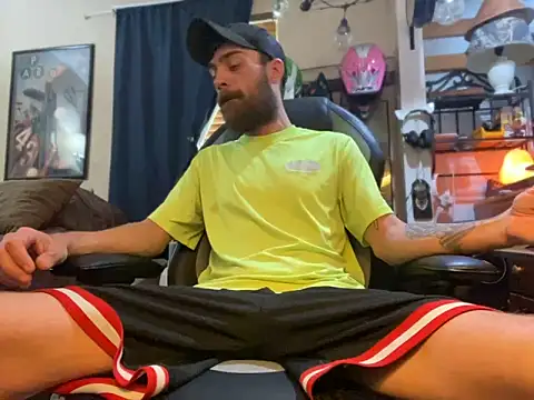 Snapshot of slutty_guy12 chatting on March 2025 05:12:02 PM slutty guy12 online show from March 2025 05:12:02 PM