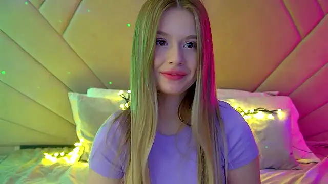 MilanaBalmain online show from March 2025 08:33:02 AM