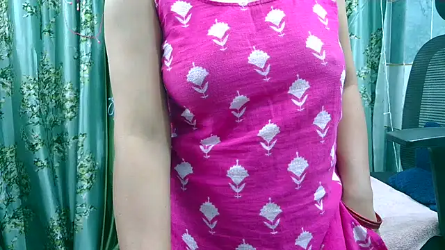 Snapshot of Lovely_Sanvi chatting on November 2025 03:49:01 PM Lovely Sanvi online show from November 2025 03:49:01 PM