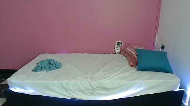 Snapshot of Albertwd420 chatting on February 2025 03:53:02 PM Albertwd420 online show from February 2025 03:53:02 PM