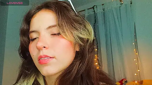 cherrybom969 online show from February 2025 03:44:02 AM