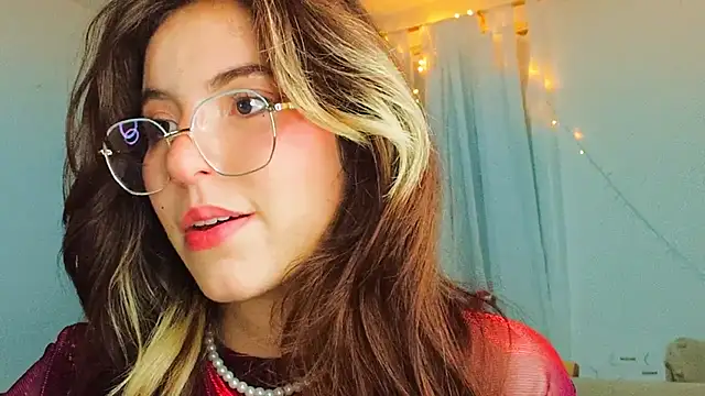 cherrybom969 online show from March 2025 03:45:01 AM