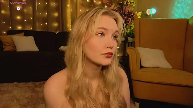 Snapshot of OraBIood chatting on September 2025 07:07:02 PM OraBIood online show from September 2025 07:07:02 PM