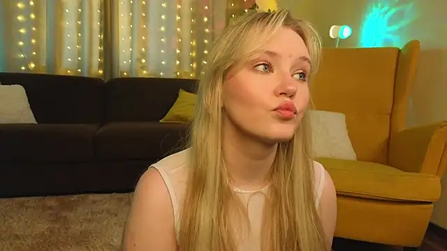 Snapshot of OraBIood chatting on October 2025 07:09:02 AM OraBIood online show from October 2025 07:09:02 AM