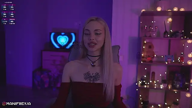 ManiFreyja online show from January 2025 09:22:01 PM