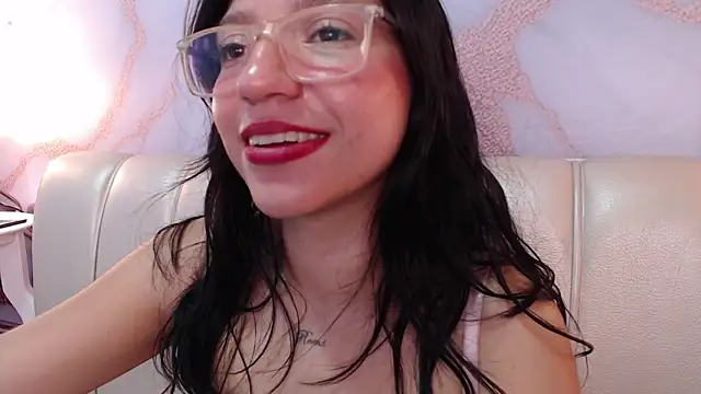 Snapshot of Gag_princeess chatting on February 2025 10:41:01 PM Gag princeess online show from February 2025 10:41:01 PM