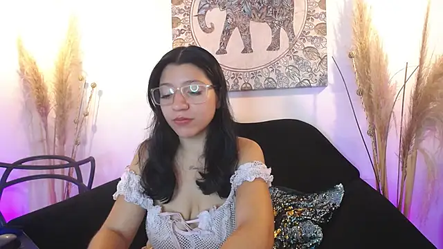 Snapshot of Gag_princeess chatting on March 2025 07:37:01 PM Gag princeess online show from March 2025 07:37:01 PM