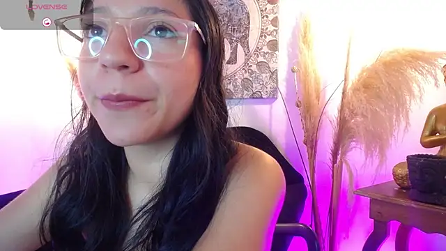 Snapshot of Gag_princeess chatting on March 2025 11:49:02 PM Gag princeess online show from March 2025 11:49:02 PM