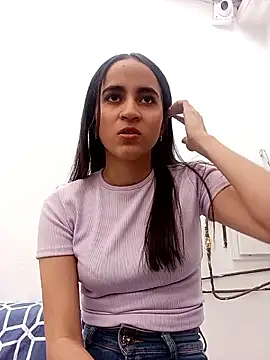 Mia Fischer online show from September 2025 07:03:01 PM