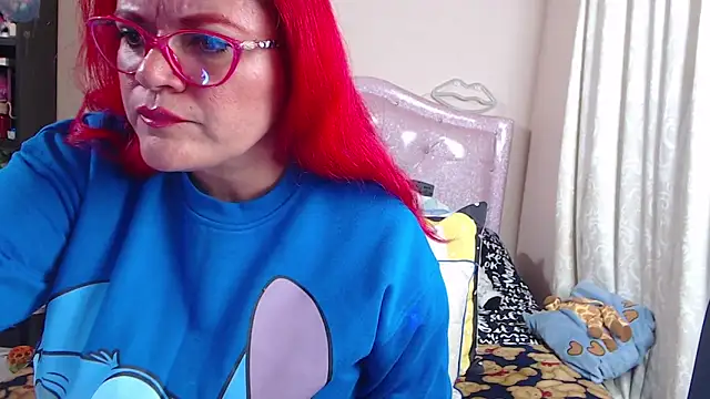 Snapshot of VickyColleman chatting on March 2025 06:52:02 AM VickyColleman online show from March 2025 06:52:02 AM