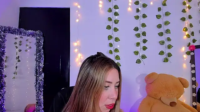 JanneKim online show from March 2026 01:40:02 PM