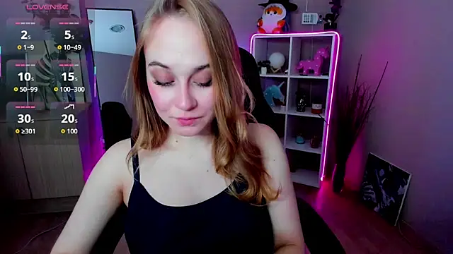 Snapshot of LianaBright chatting on March 2026 01:42:01 AM LianaBright online show from March 2026 01:42:01 AM