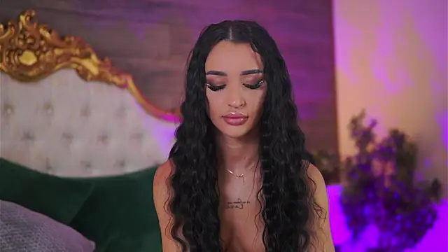 DeniseDevilles online show from December 2024 12:23:02 PM