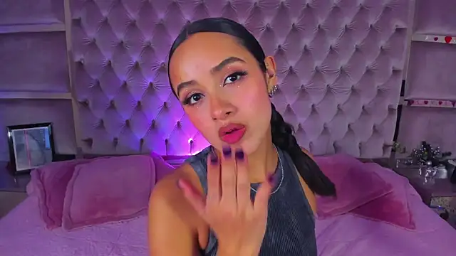 Snapshot of Harii_02 chatting on March 2026 07:20:02 PM Harii 02 online show from March 2026 07:20:02 PM