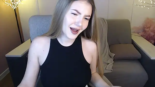 Ritaneer online show from March 2025 09:01:02 AM