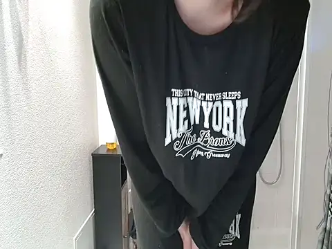 Lauzo21 online show from February 2026 08:54:01 AM