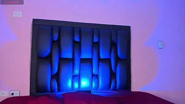 AbbySmiitth  online show from March 2025 12:13:01 PM