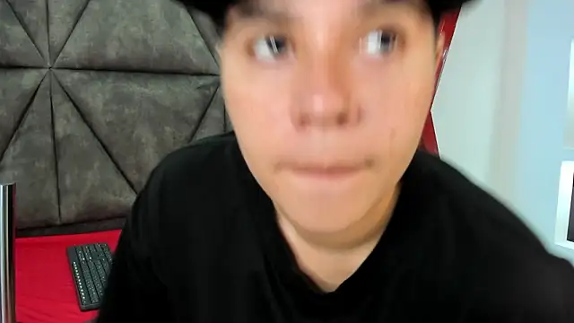 AbbySmiitth  online show from February 2026 10:26:01 PM