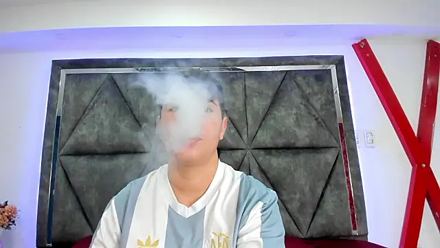 Snapshot of AbbySmiitth_ chatting on March 2026 10:26:01 PM AbbySmiitth online show from March 2026 10:26:01 PM