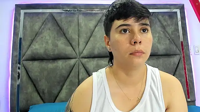 Snapshot of AbbySmiitth_ chatting on March 2026 10:13:02 PM AbbySmiitth online show from March 2026 10:13:02 PM