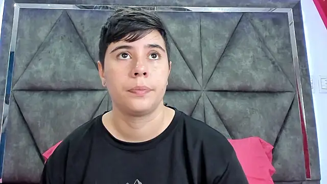 Snapshot of AbbySmiitth_ chatting on March 2026 10:05:01 PM AbbySmiitth online show from March 2026 10:05:01 PM