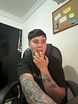 Snapshot of AbbySmiitth_ chatting on April 2026 07:25:02 PM AbbySmiitth online show from April 2026 07:25:02 PM