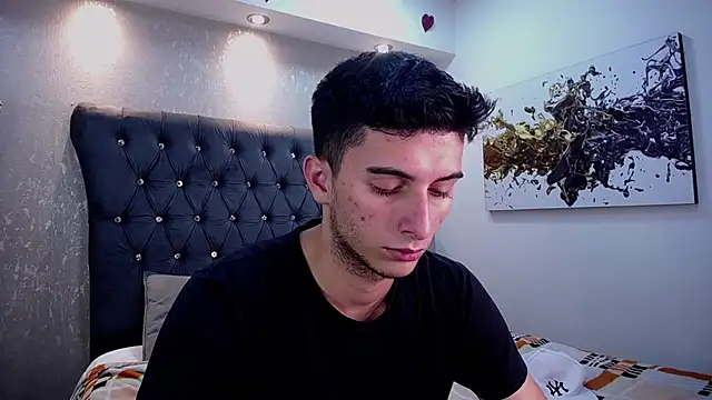 Snapshot of MrWilliseo chatting on March 2025 10:43:02 PM MrWilliseo online show from March 2025 10:43:02 PM