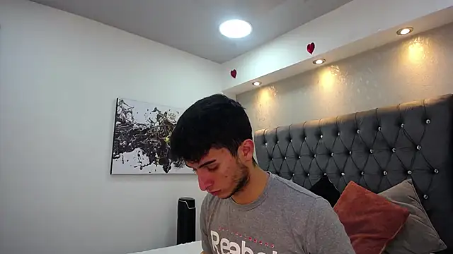 Snapshot of MrWilliseo chatting on March 2025 07:15:01 PM MrWilliseo online show from March 2025 07:15:01 PM