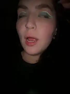 Snapshot of meow_girl chatting on December 2024 02:41:02 PM meow girl online show from December 2024 02:41:02 PM