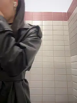 Snapshot of meow_girl chatting on December 2024 03:22:01 PM meow girl online show from December 2024 03:22:01 PM