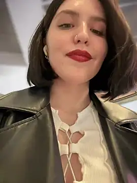 Snapshot of meow_girl chatting on December 2024 12:23:02 PM meow girl online show from December 2024 12:23:02 PM