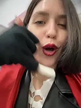 Snapshot of meow_girl chatting on December 2024 10:10:02 AM meow girl online show from December 2024 10:10:02 AM