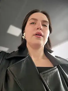 Snapshot of meow_girl chatting on January 2025 11:00:01 AM meow girl online show from January 2025 11:00:01 AM