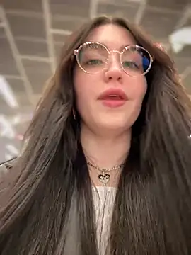 Snapshot of meow_girl chatting on March 2025 01:59:02 PM meow girl online show from March 2025 01:59:02 PM