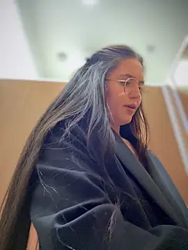 Snapshot of meow_girl chatting on September 2025 11:01:01 AM meow girl online show from September 2025 11:01:01 AM