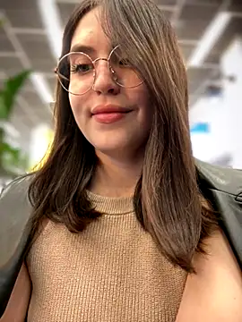 Snapshot of meow_girl chatting on October 2025 11:11:01 AM meow girl online show from October 2025 11:11:01 AM