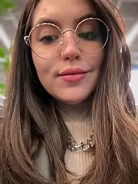 Snapshot of meow_girl chatting on October 2025 11:00:02 AM meow girl online show from October 2025 11:00:02 AM