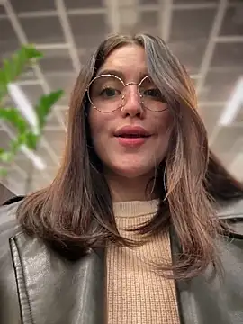 Snapshot of meow_girl chatting on October 2025 04:13:01 PM meow girl online show from October 2025 04:13:01 PM