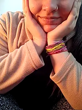 rituu07 online show from December 2024 04:45:02 AM