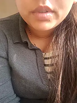 rituu07 online show from December 2024 04:45:01 AM