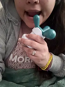 rituu07 online show from December 2024 05:17:01 AM