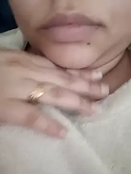 rituu07 online show from February 2025 10:59:01 AM