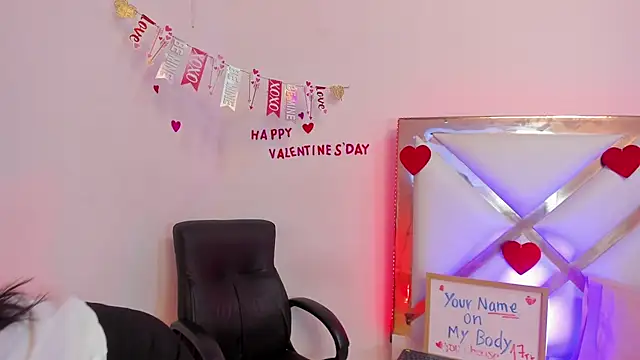 Snapshot of HayamiKioto chatting on February 2025 12:33:01 PM HayamiKioto online show from February 2025 12:33:01 PM